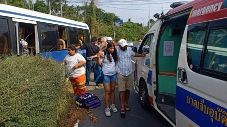 Tourists were injured in a bus accident in Thailand