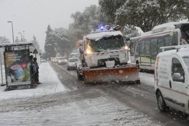 In France, snowfall caused disruptions in transport