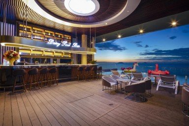 Renovation of the bar at the Nha Trang Horizon Hotel