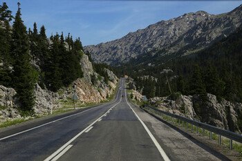 In Turkey, a bus with tourists fell off a cliff: five dead