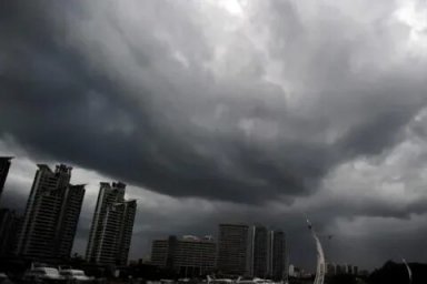 Tropical storm Ma-on hits China