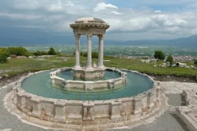 A fountain that is 2000 years old has been launched in Turkey