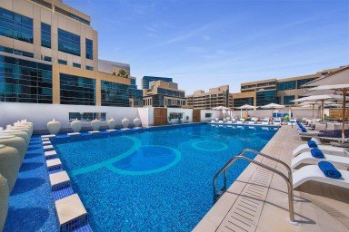Closing of the pool and fitness center at the DoubleTree by Hilton Dubai - Business Bay