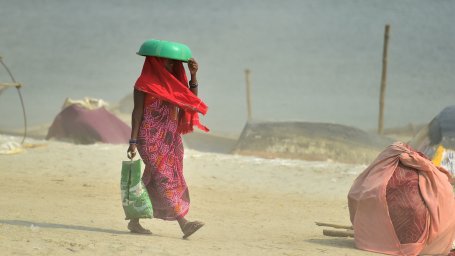 An abnormal heat wave has set in India