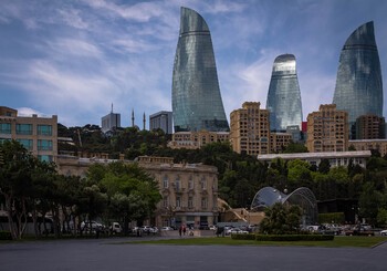 В Азербайджане планируют принимать карты «Мир»