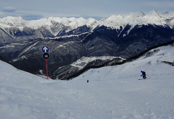 Единый ски-пасс запускают на горнолыжных курортах Сочи