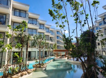 Открытие отеля Phuket Emerald Beach Resort And Spa
